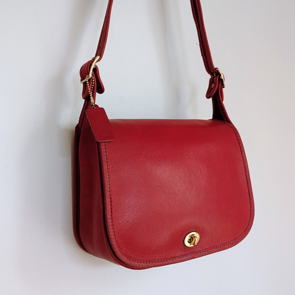 Vintage Coach NYC Small Shoulder Bag 9530 Red Larger Variation - Picture 5 of 16